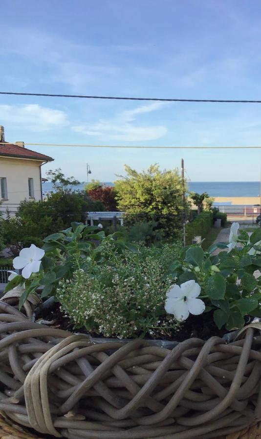 Stella Di Mare Apartment Римини Екстериор снимка