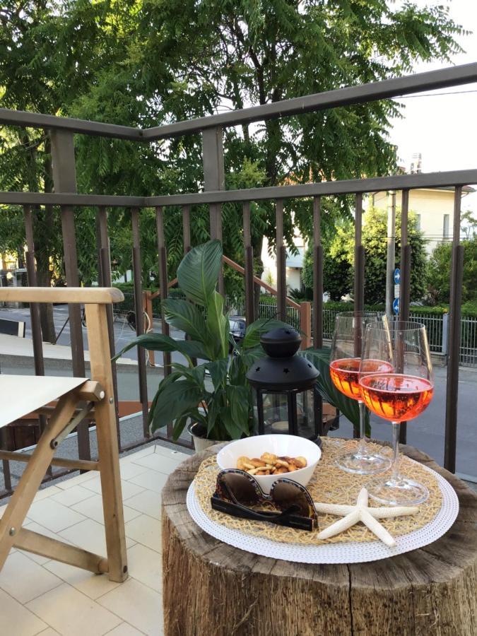 Stella Di Mare Apartment Римини Екстериор снимка
