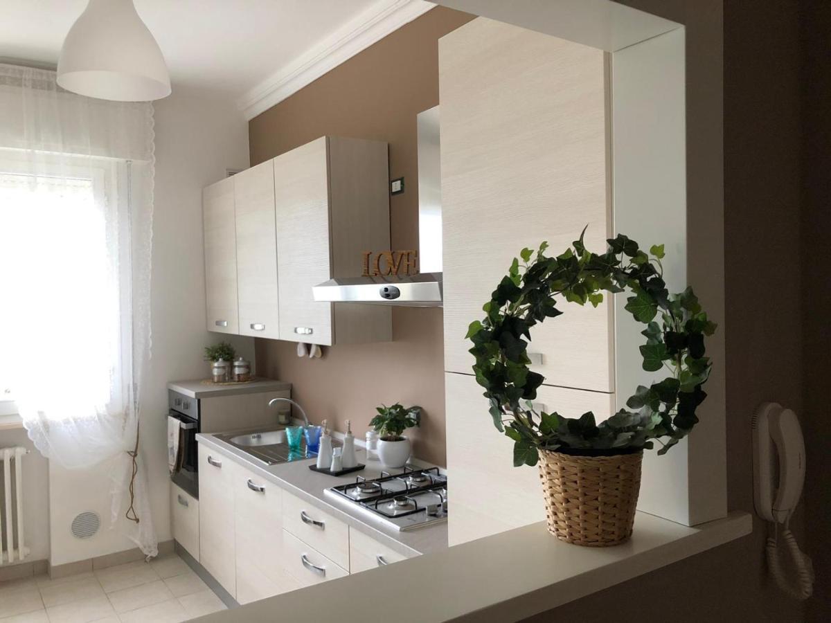 Stella Di Mare Apartment Римини Екстериор снимка