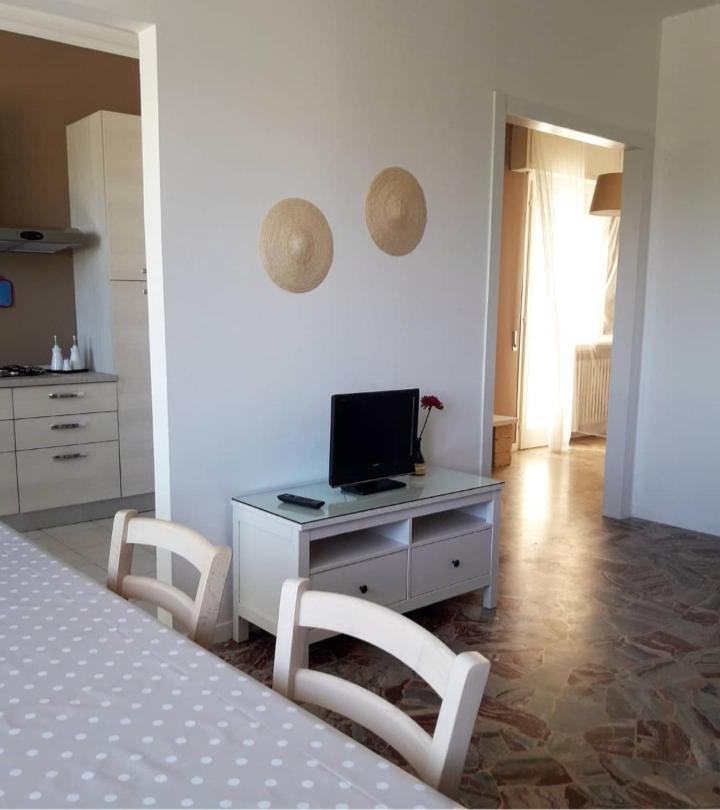 Stella Di Mare Apartment Римини Екстериор снимка